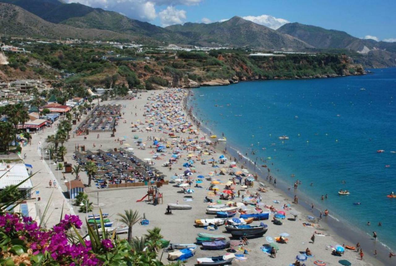 Apartamento Nerja Beach Екстер'єр фото